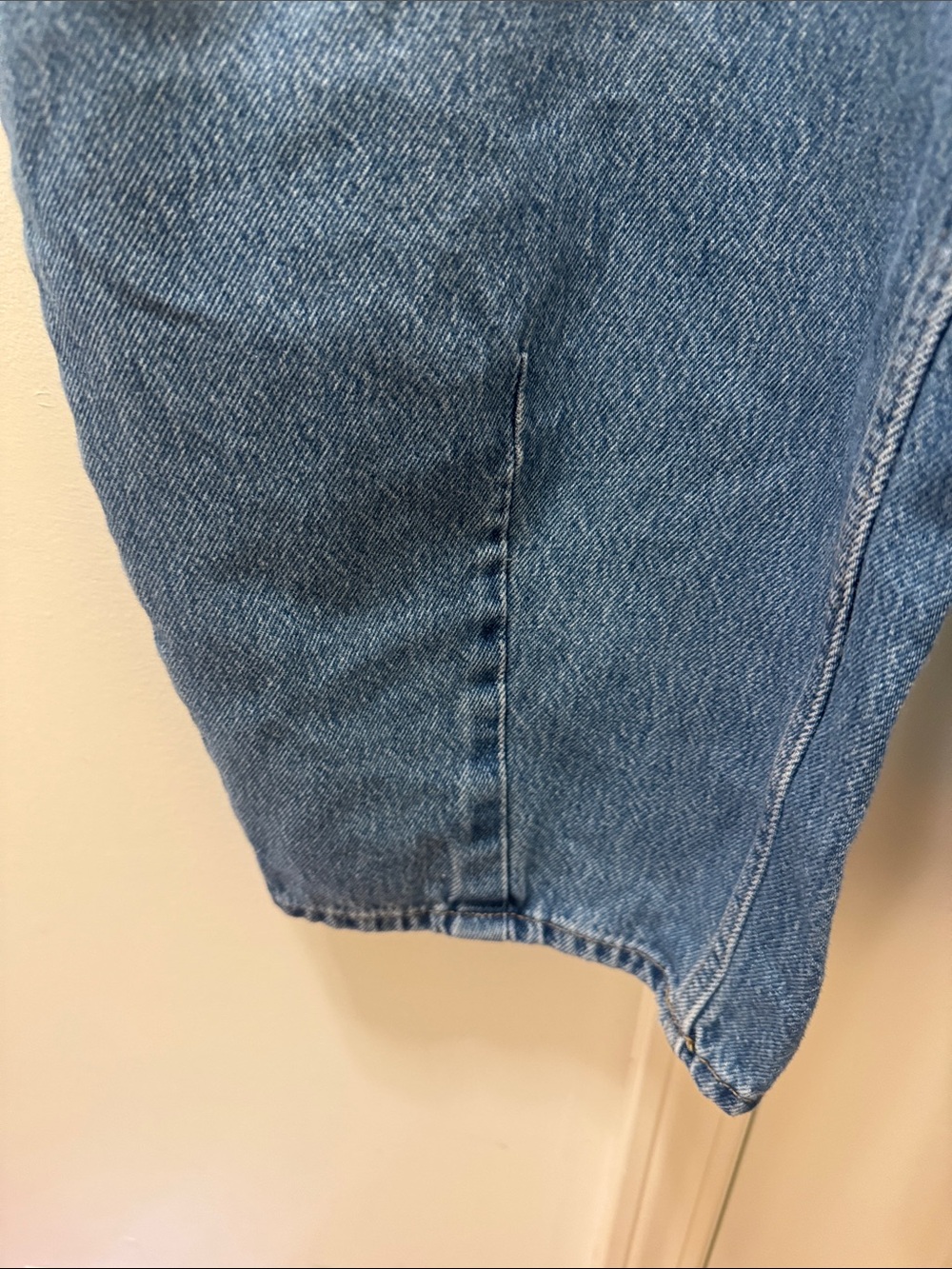 Universal Threads women  High Rise Easy Barrel jeans - Picture 2 of 6